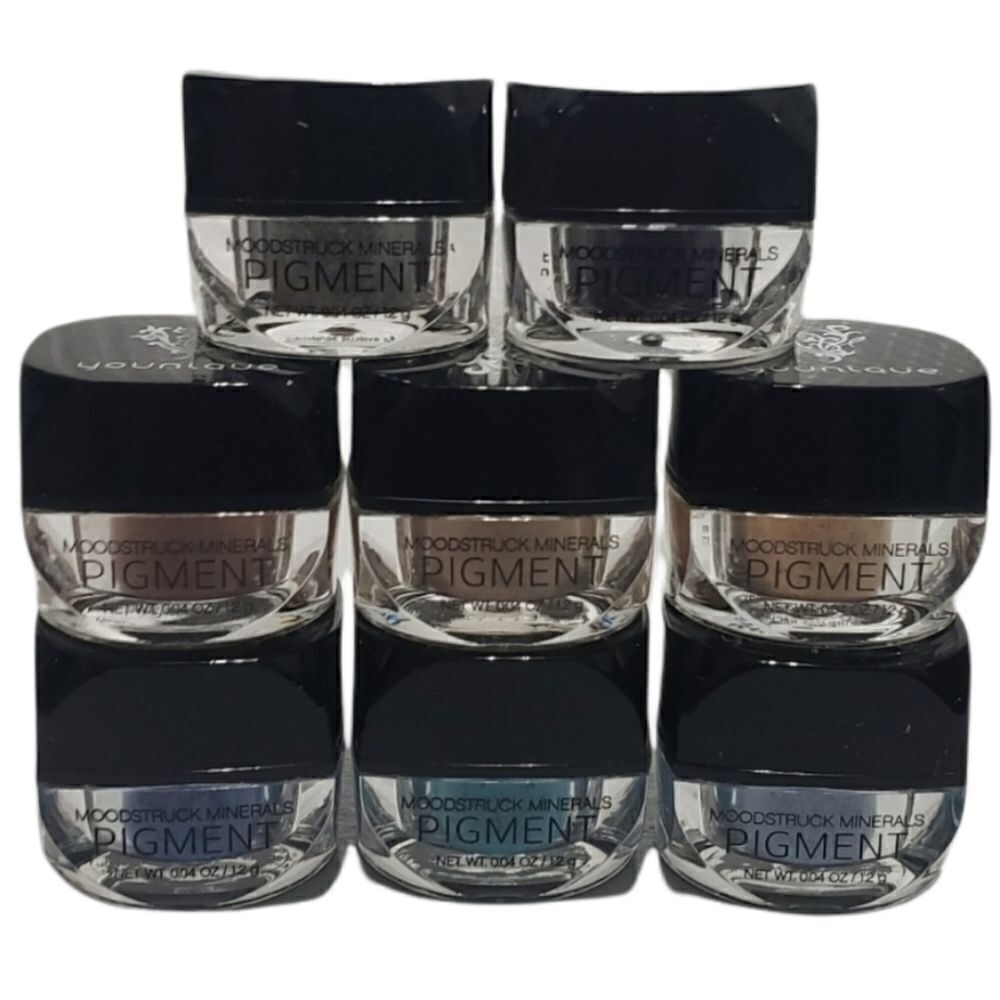 Younique mineral loose eyeshadow pigments